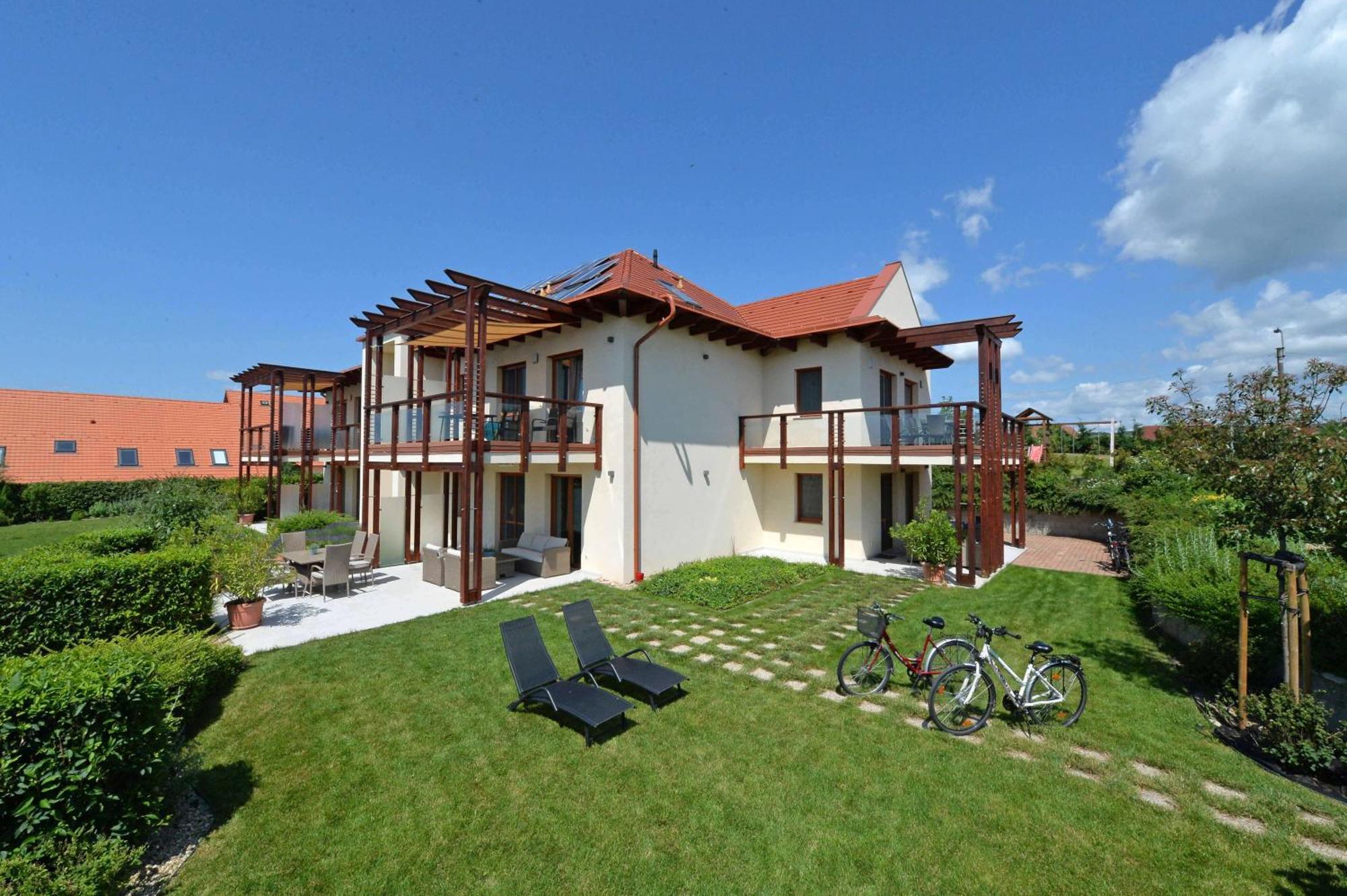 Aranymandula apartmanok Balatonakali Zewnętrze zdjęcie