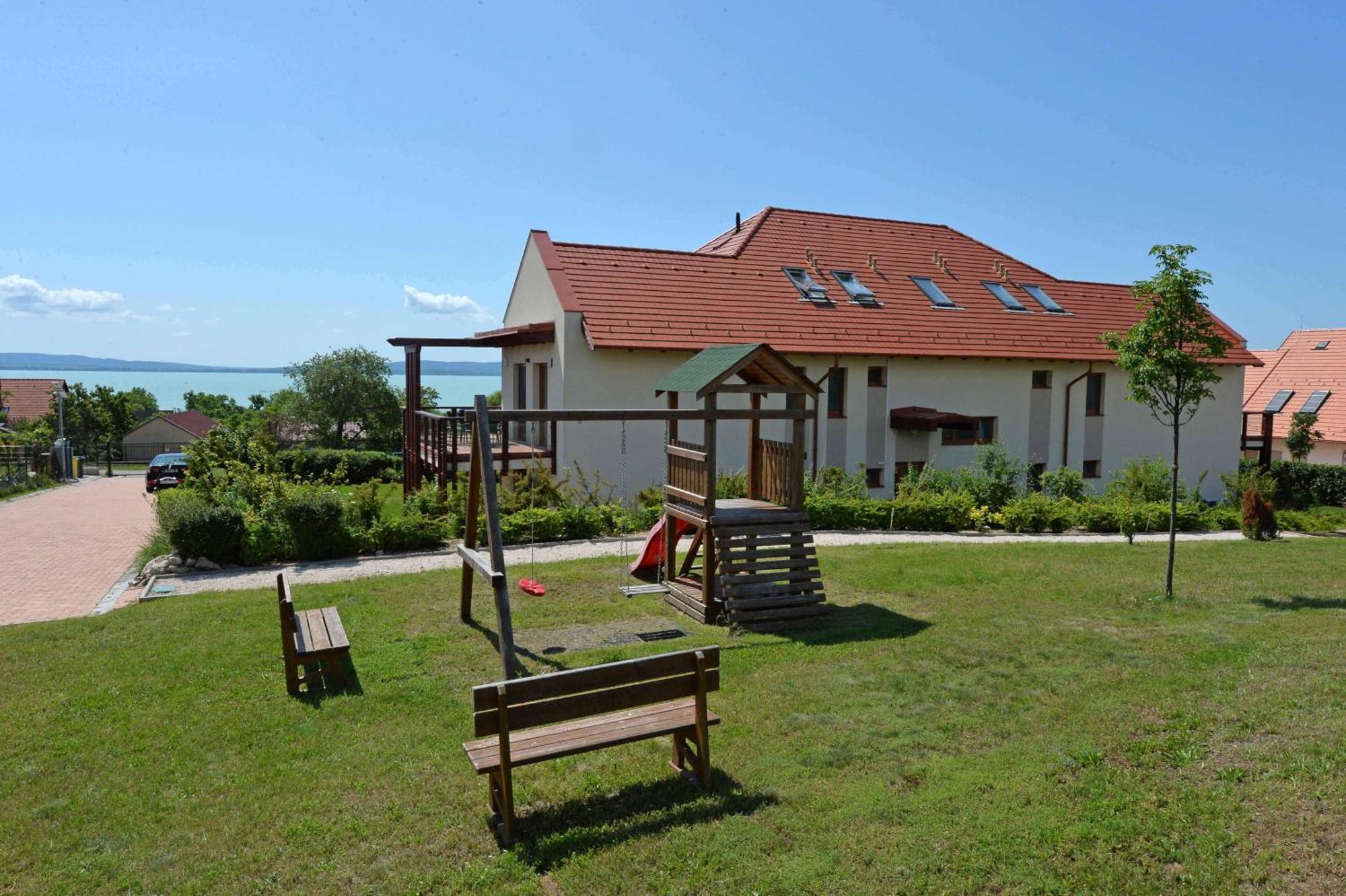 Aranymandula apartmanok Balatonakali Zewnętrze zdjęcie
