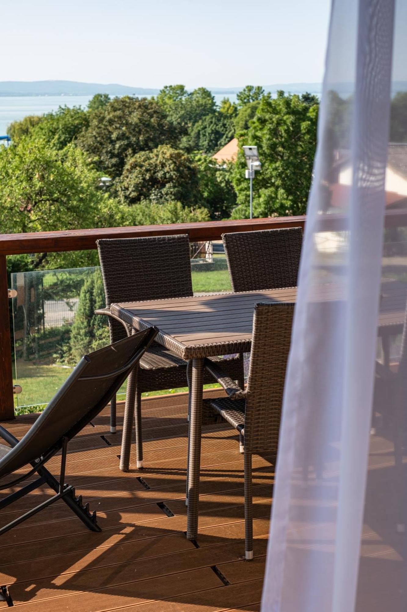 Aranymandula apartmanok Balatonakali Zewnętrze zdjęcie