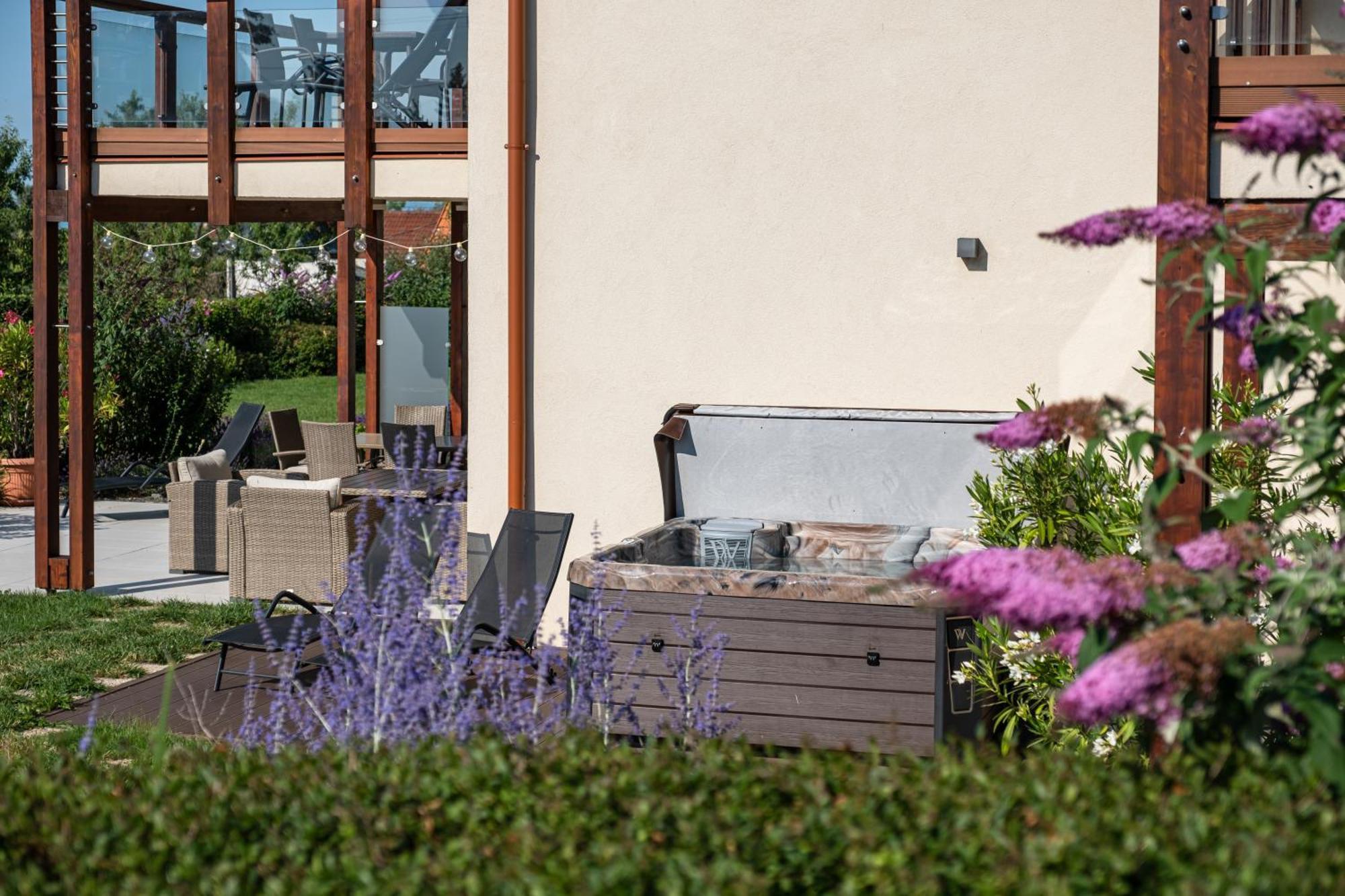 Aranymandula apartmanok Balatonakali Zewnętrze zdjęcie